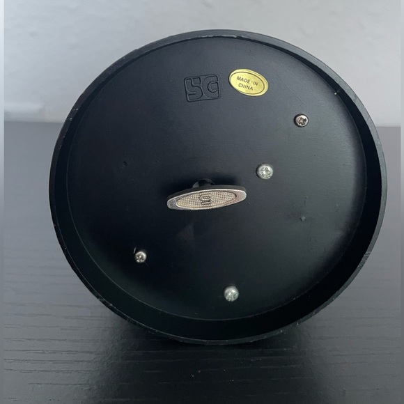 Vintage Plastic Moving Carousel Music Box 4  Horse. - Picture 5 of 7